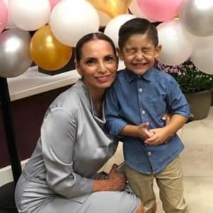 Meet your Posher, Mia